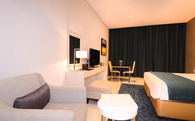 Wider View - Cour Jardin Tower
