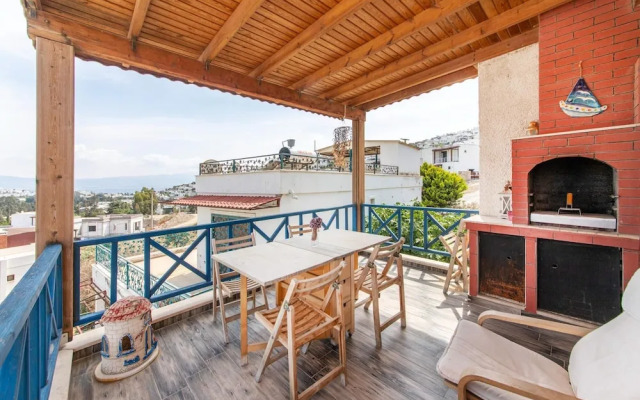 Sea View Cozy House With BBQ and Garden in Bodrum