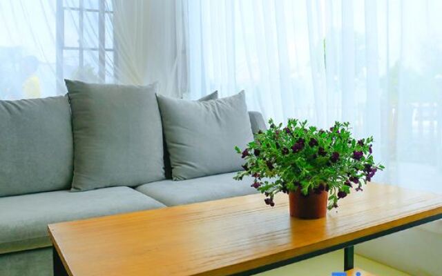Xiyu Lake-view Hostel