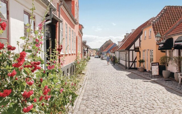 Nice Apartment in Ebeltoft With 2 Bedrooms, Sauna and Wifi