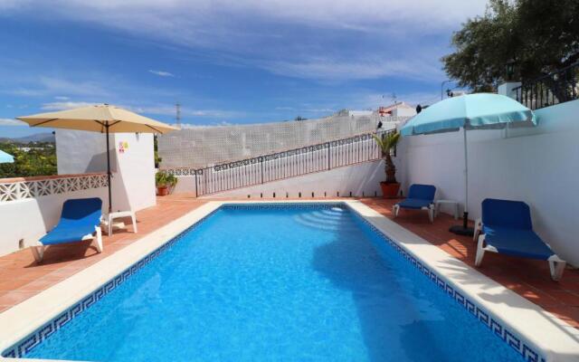1003 Villa Cornocalejo