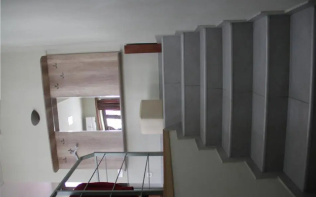 Sololaki 7 Guest House