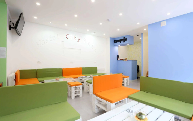 Hostel City Rest