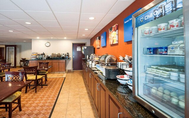 Comfort Inn & Suites Cambridge