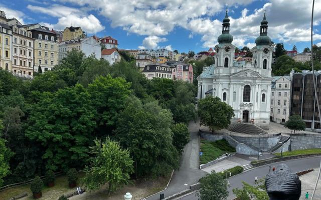 Three Rings Apartments