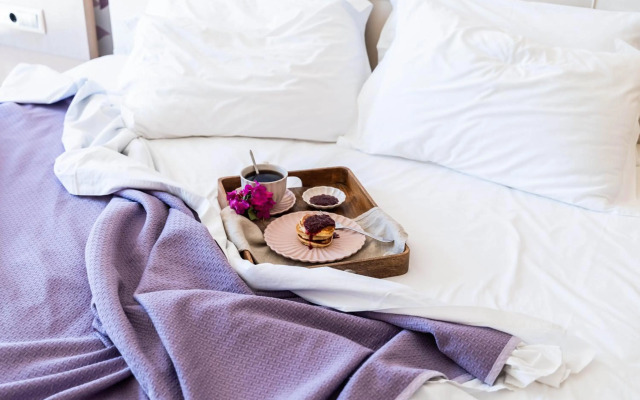 Princess Kyniska Suites