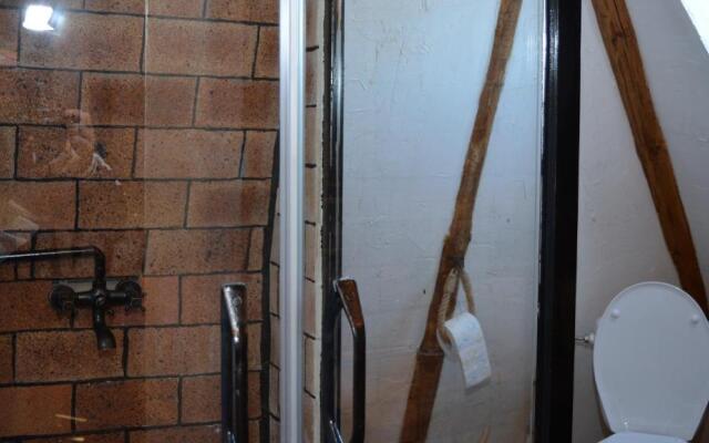 Casa Colț din Maramureș - Old Traditional House