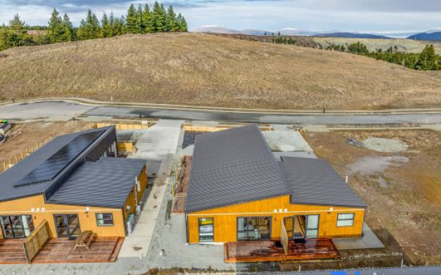 Starlet 11 – Outside – Lake Tekapo
