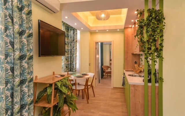 Fm Luxury 1 Bdr Apartment Sofia Dream Jungle