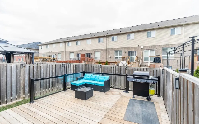GLOBALSTAY. Modern 3-4 Bedroom Town