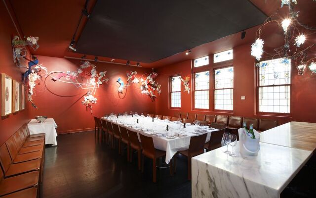 Tolarno Hotel