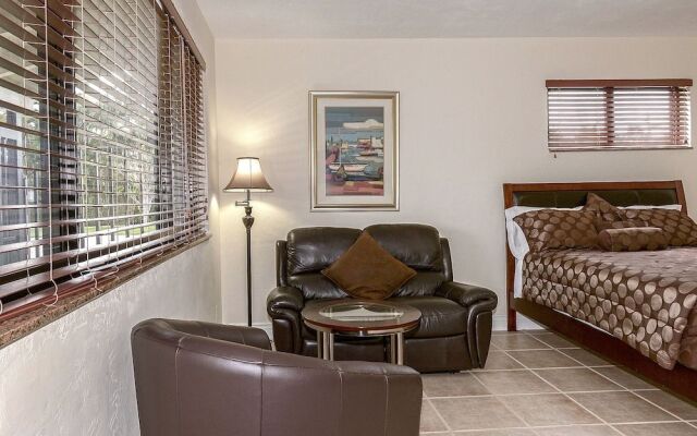 Shell Studios Hallandale Beach