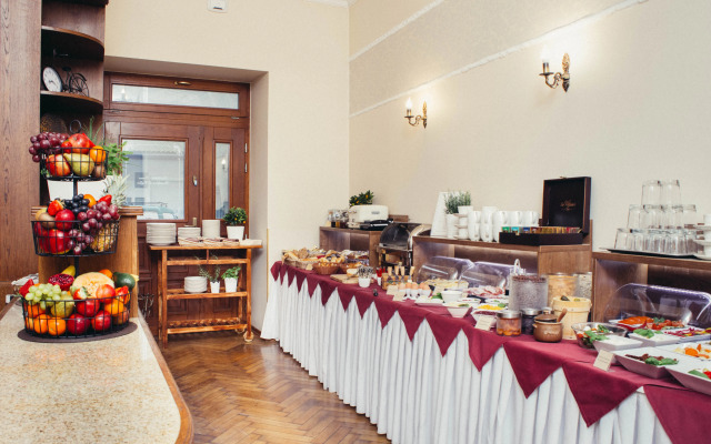 Studio Lubelska Cracow by Renters