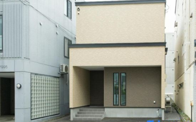 South 5 House
