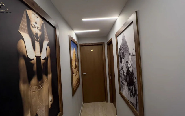 Celia Pyramids View inn