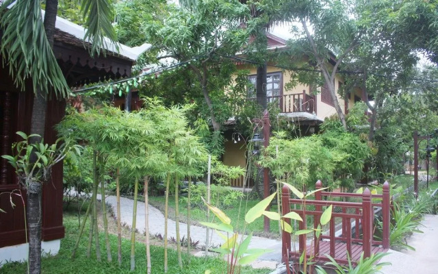 Suryavara Residence Hotel