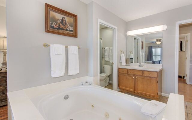 Valley Retreat Whispering Pines 142