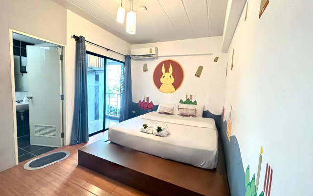 Hide Bangkok Hostel