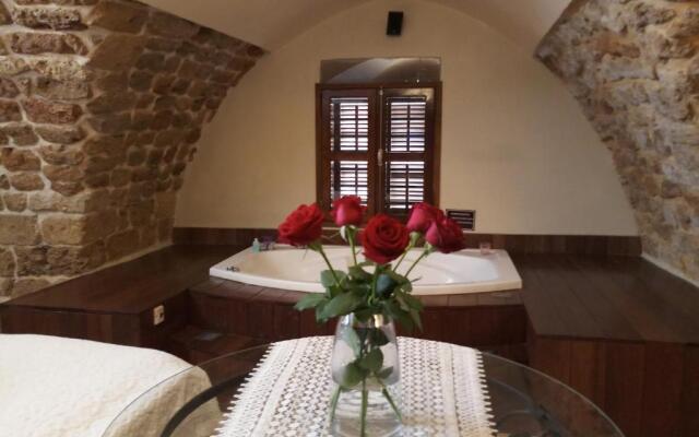 Lighthouse suite