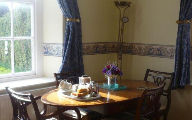 Garden Cottage & Granary