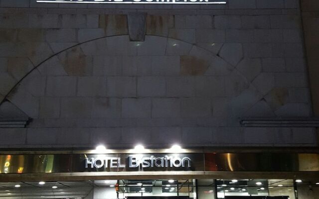 Hotel B Station