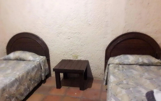 Hotel Hacienda Escondida