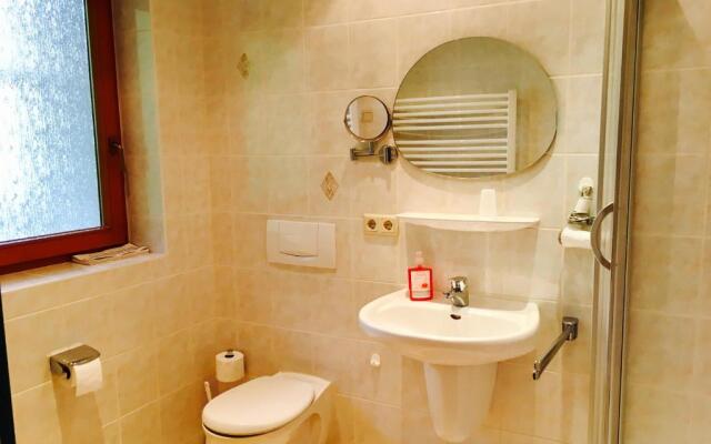 Pension Klein und Ferienwohnungen - Adults only