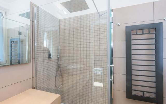 Barberini Enchanting Terrace Apartment