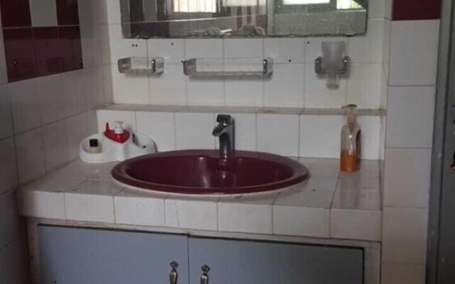 Lasani Continental Hotel Lahore