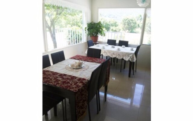 Plum Blossom Inn