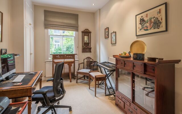 Large Family home in Fulham