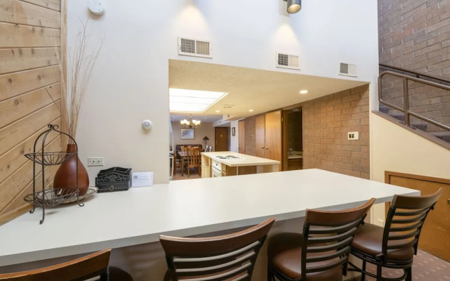 Park Avenue 3 Bedroom Condominiums