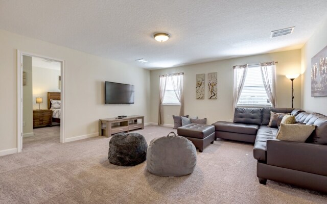 Stinger Drive Villa 8908 Chmapions Gate