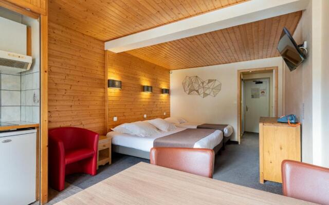 Hôtel Loisirs Les Côtes, Résidence et Chalets