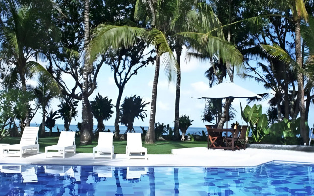 Legong Keraton Beach Hotel
