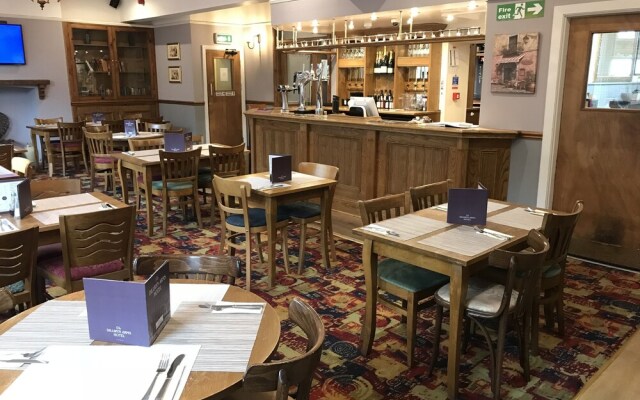 The Dillwyn Arms Hotel