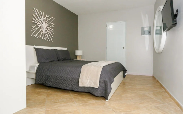 EcoMar Rentals Full House