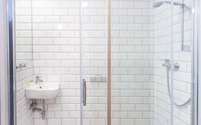 Smart Hotel Garnizon