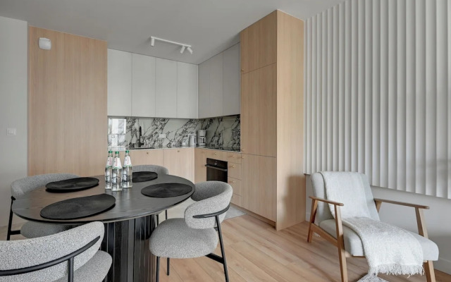 Horizon 63 Superior by Grand Apartments