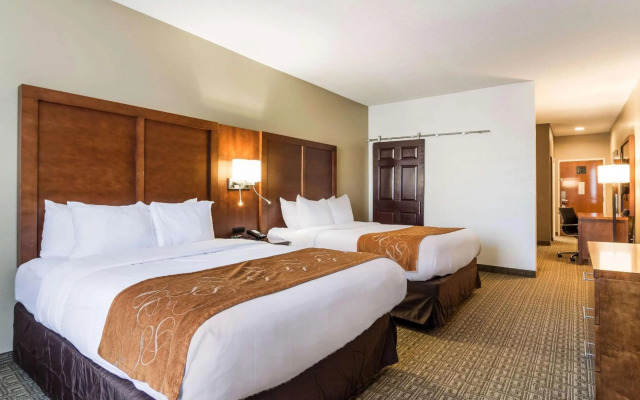 Comfort Suites