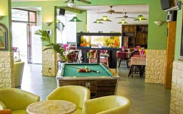 Le California Motel