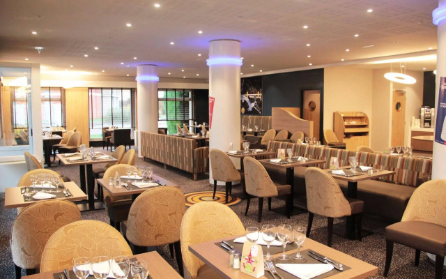 Hostellerie Saint Vincent Beauvais Aéroport