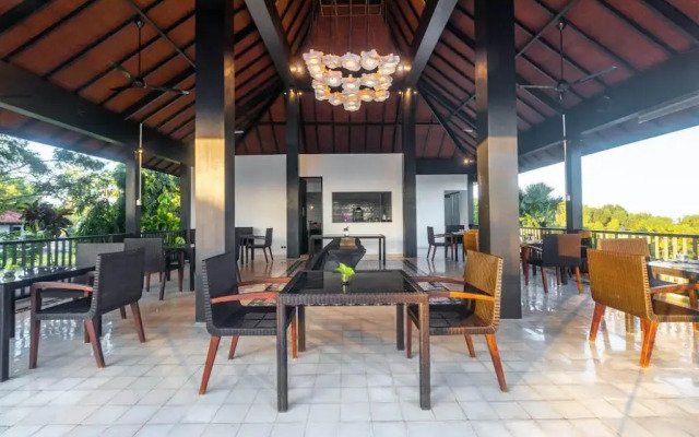 Surya Melasti Exclusive Beach Villa by Sajiwa
