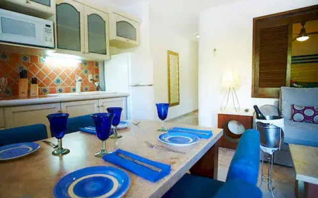 Villa del Palmar Residences