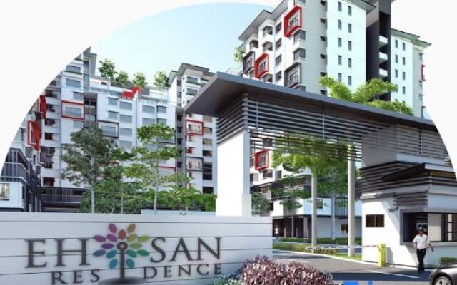 Ehsan Residence POOLVIEW + WIFI @ KLIA-SEPANG-NILAI
