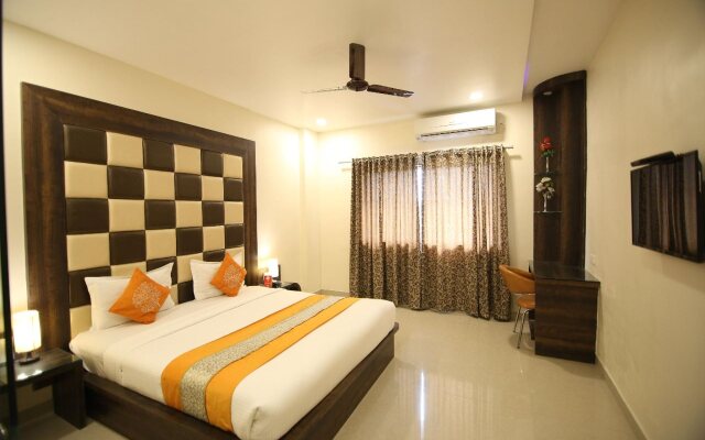 OYO 9130 Hotel Sheetal International