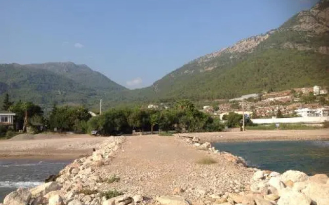 Öz Likya Pension