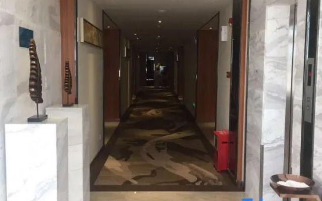 Tongxiang Hotel (Dawangshan Forest Park)