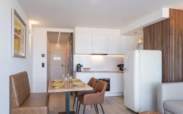 Apartment With Sea-view