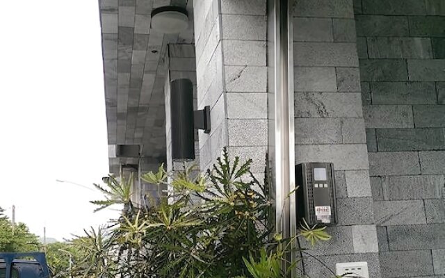 Yujing Mountain Water Residence II